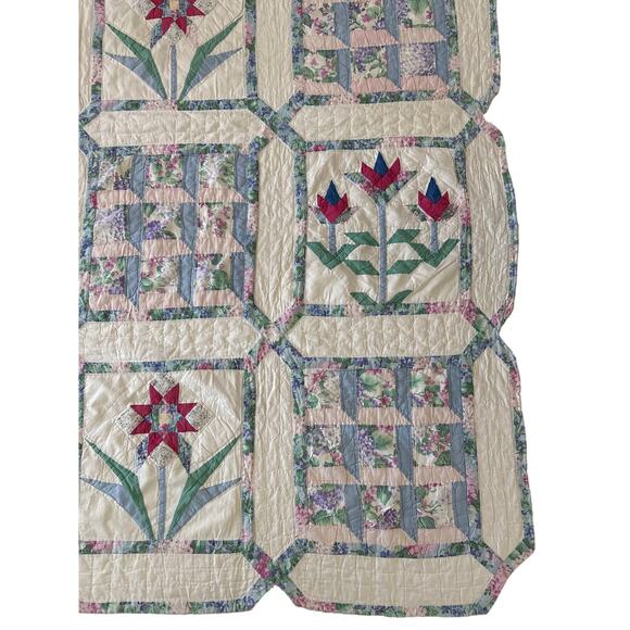 Handmade 80s Floral Patchwork Quilt Pastel Cottagecore 78x87 full / queen - Picture 4 of 16